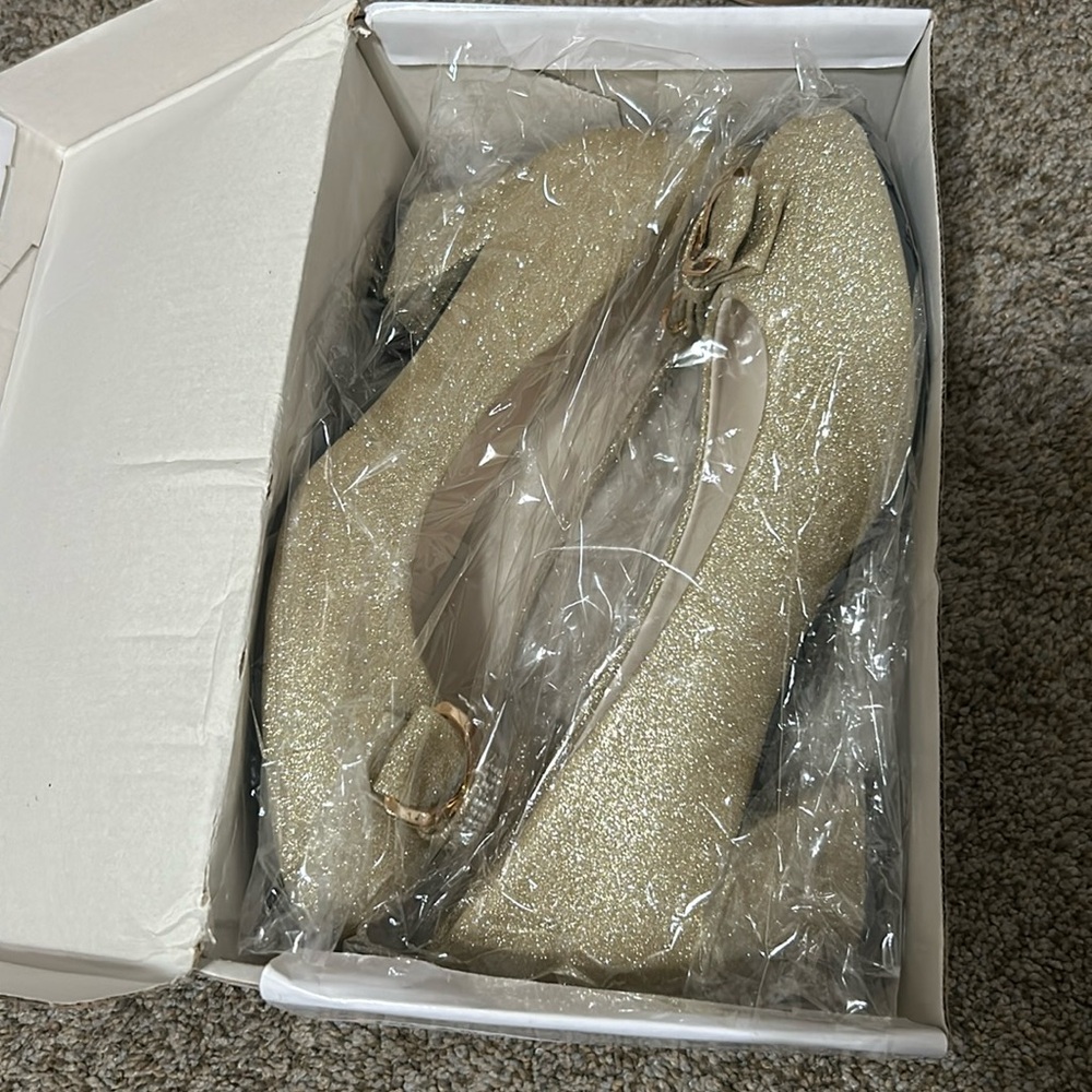 Golden Heel